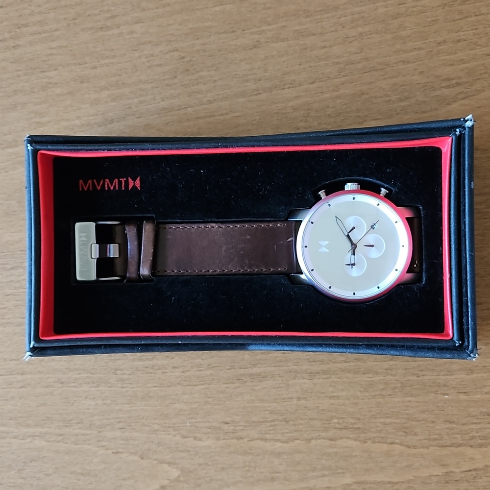 MVMT Silver Chrono with 22mm Brown Natural Leather Band